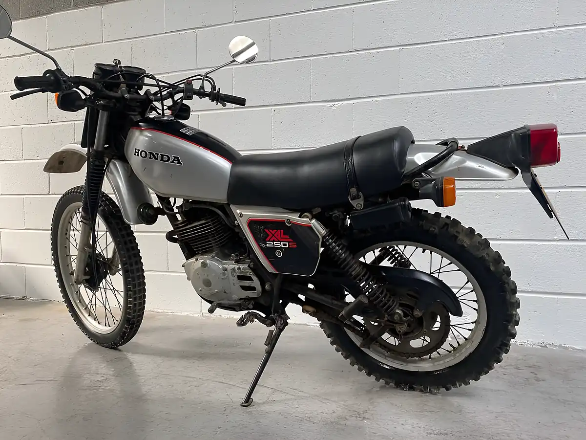 Used 1981 Honda XL250S Silver - Interior and Exterior details 7