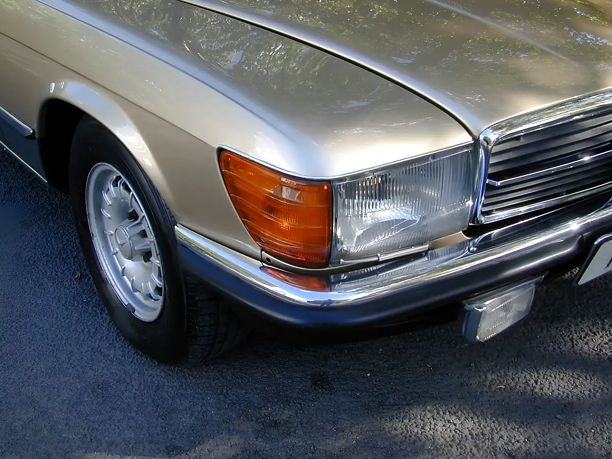 Used 1981 Mercedes-Benz Sl R107 Classic Gold - Interior and Exterior details 11