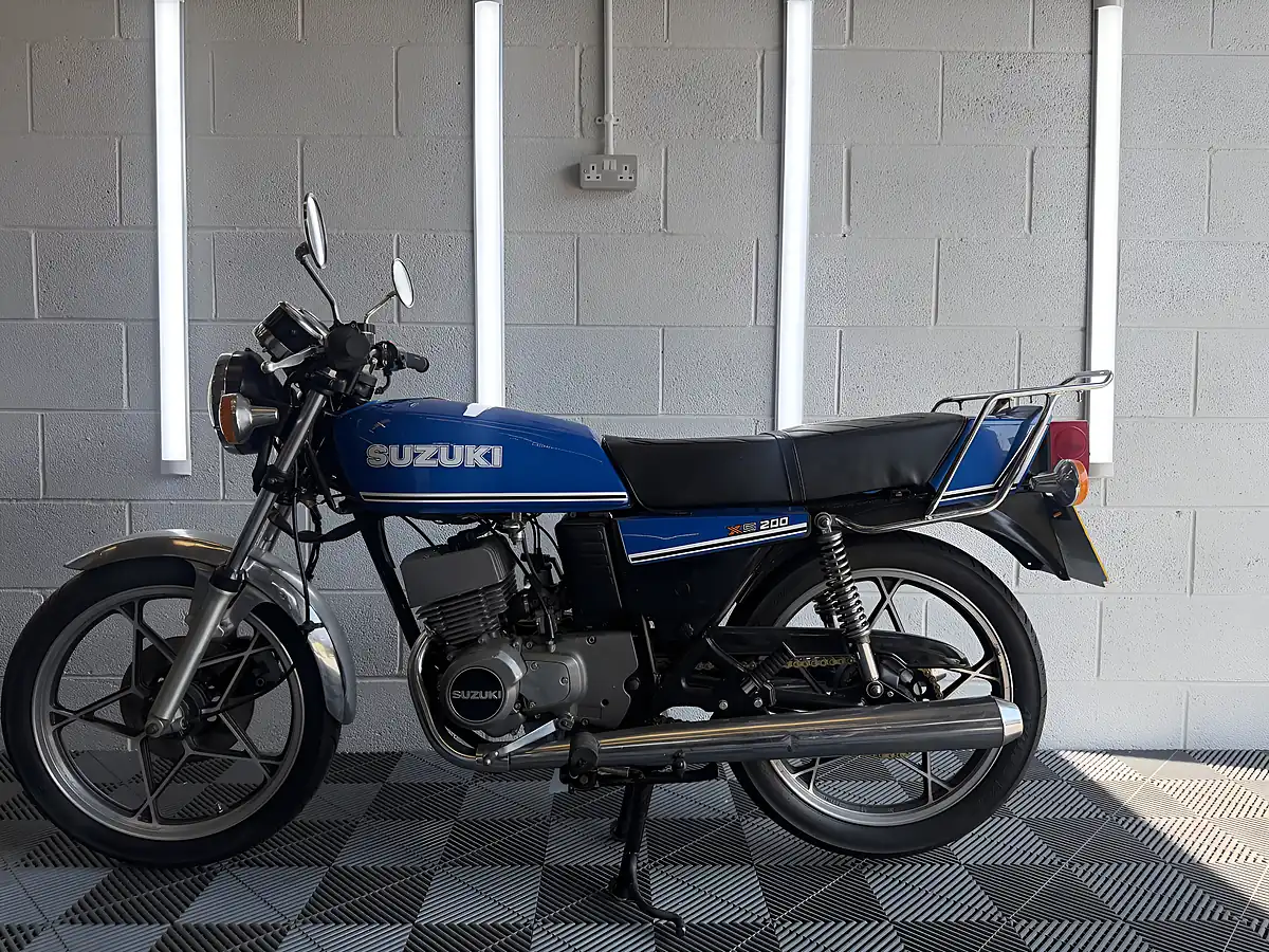 Used 1981 Suzuki Xf Classic X5 Blue - Interior and Exterior details 13