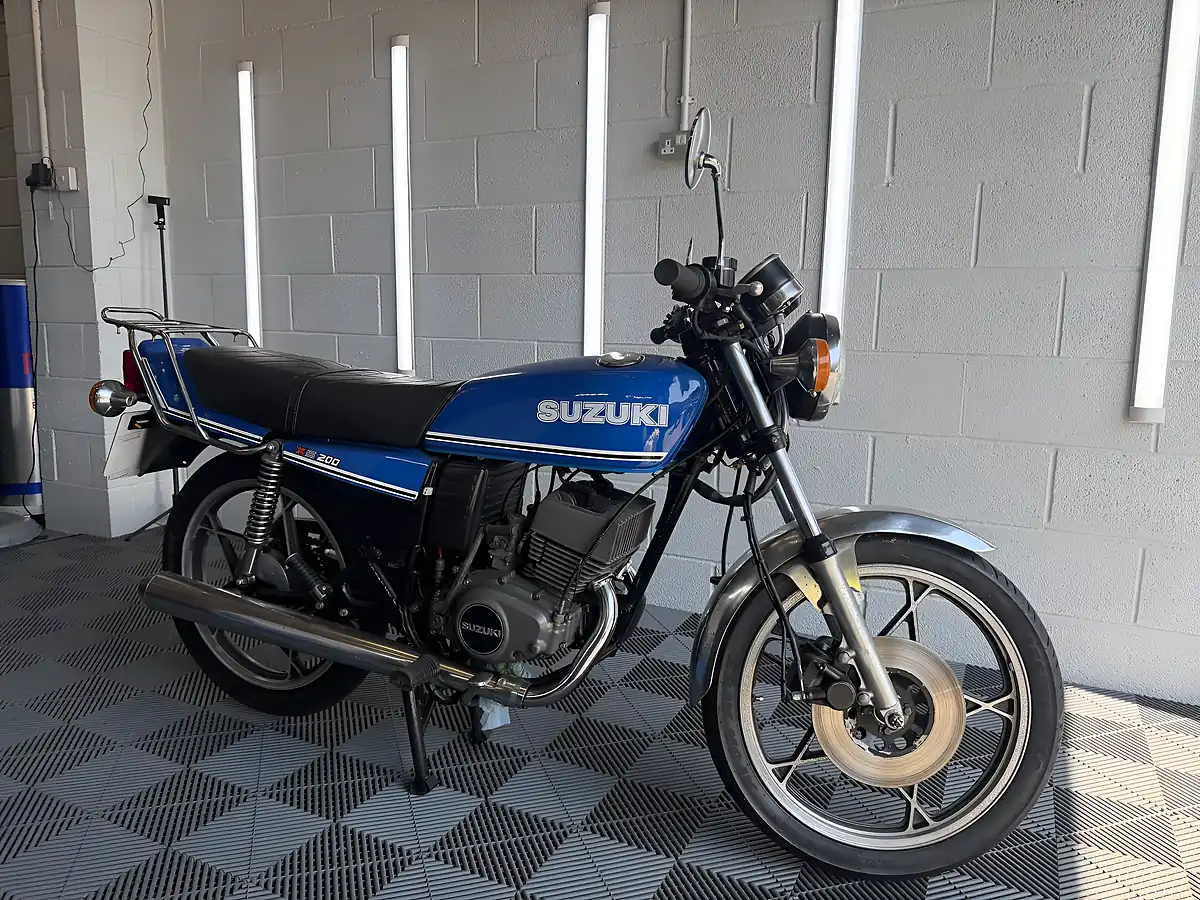 Used 1981 Suzuki Xf Classic X5 Blue - Interior and Exterior details 5