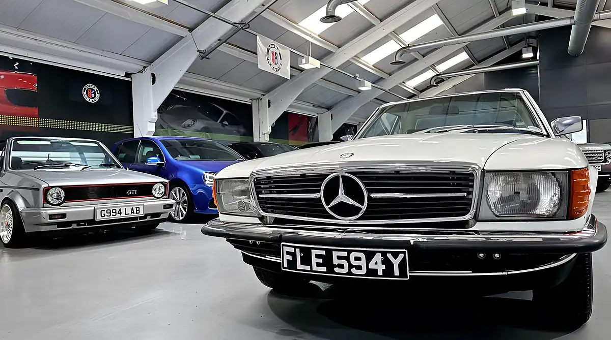 Used 1983 Mercedes-Benz 380 Sl Convertible White - Interior and Exterior details 12