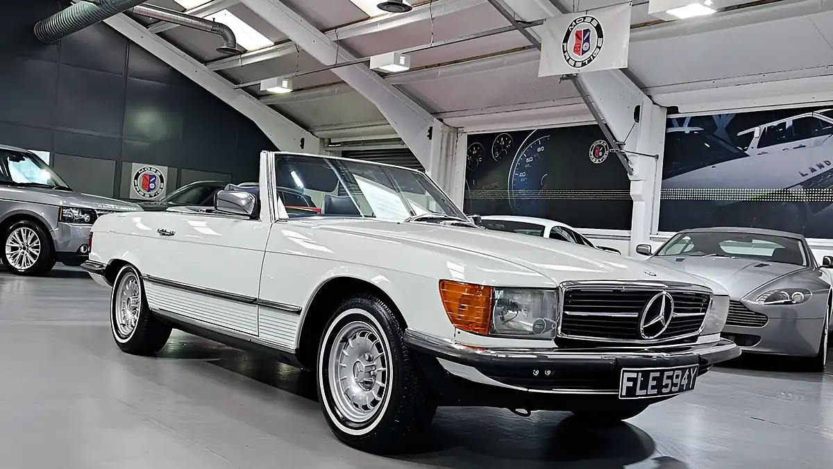 Used 1983 Mercedes-Benz 380 Sl Convertible White - Interior and Exterior details 16
