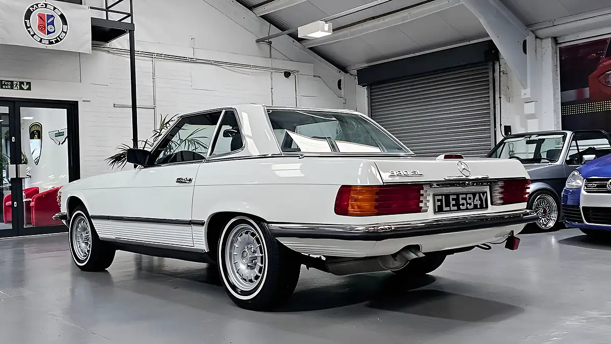 Used 1983 Mercedes-Benz 380 Sl Convertible White - Interior and Exterior details 9