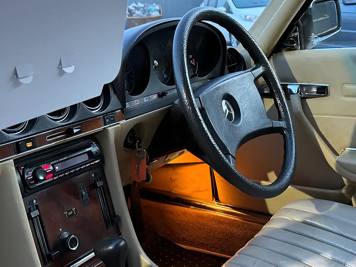 Used 1983 Mercedes-Benz Sl Class Red - Interior and Exterior details 13