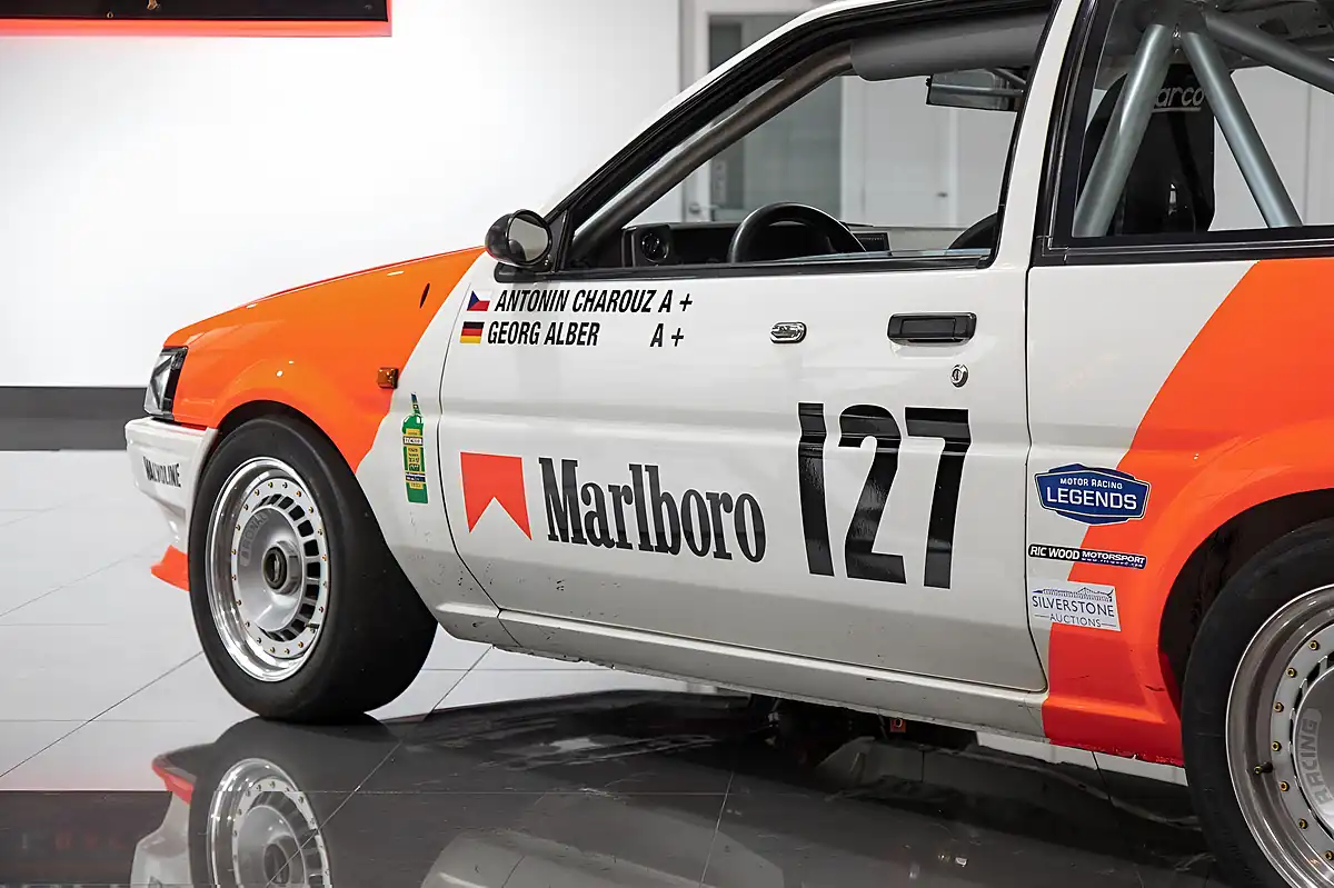 Used 1983 Toyota Corolla AE86 Group a Touring Car White - Interior and Exterior details 8