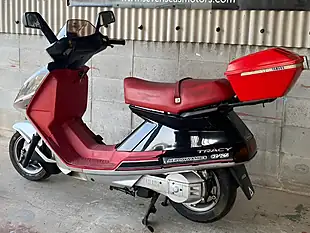 Used 1983 Yamaha Tracy CZ125 Black Red - Interior and Exterior details 9