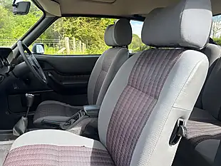 Used 1984 Ford Capri Blue - Interior and Exterior details 14