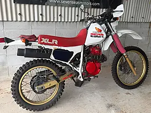 Used 1985 Honda XLR250R MD16 Red White - Interior and Exterior details 3