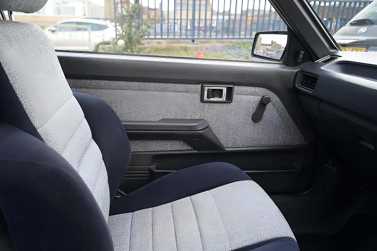 Used 1985 Toyota Corolla GT - Interior and Exterior details 15
