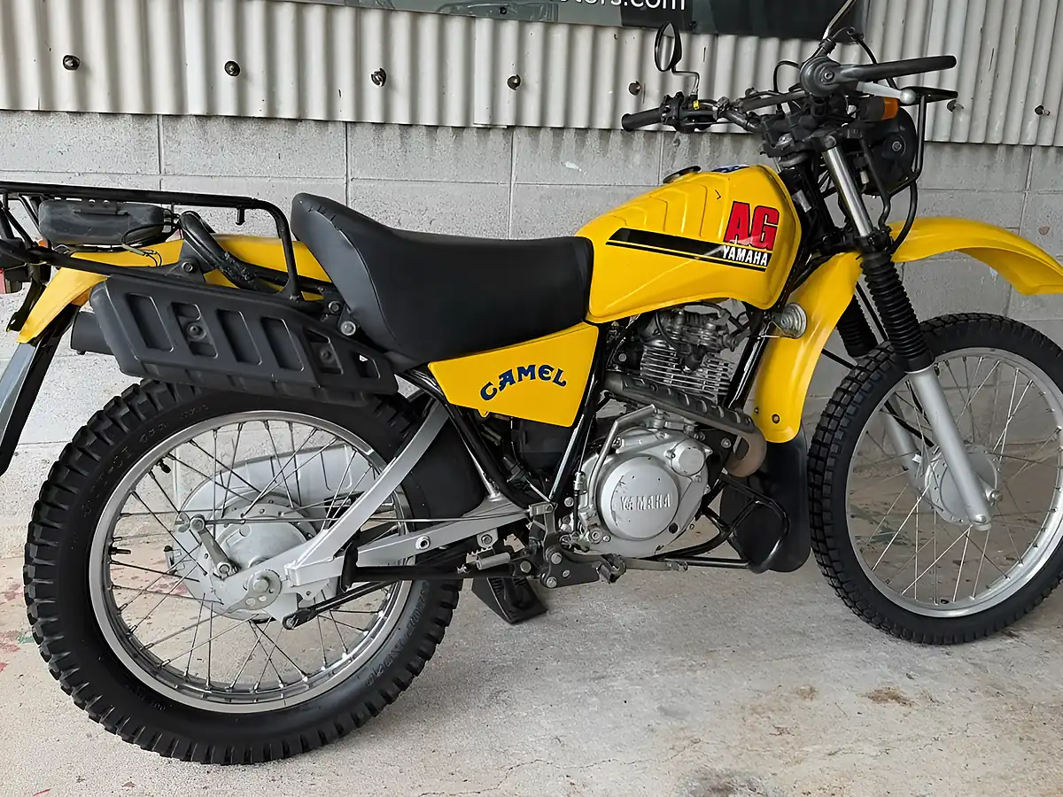 Used 1985 Yamaha AG200 Yellow - Interior and Exterior details 5