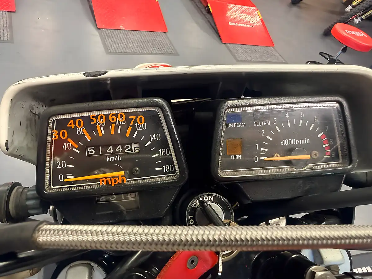 Used 1985 Yamaha XT600 Tenere 34L - Interior and Exterior details 14