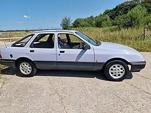 Used 1986 Ford Sierra Lx Blue - Interior and Exterior details 2