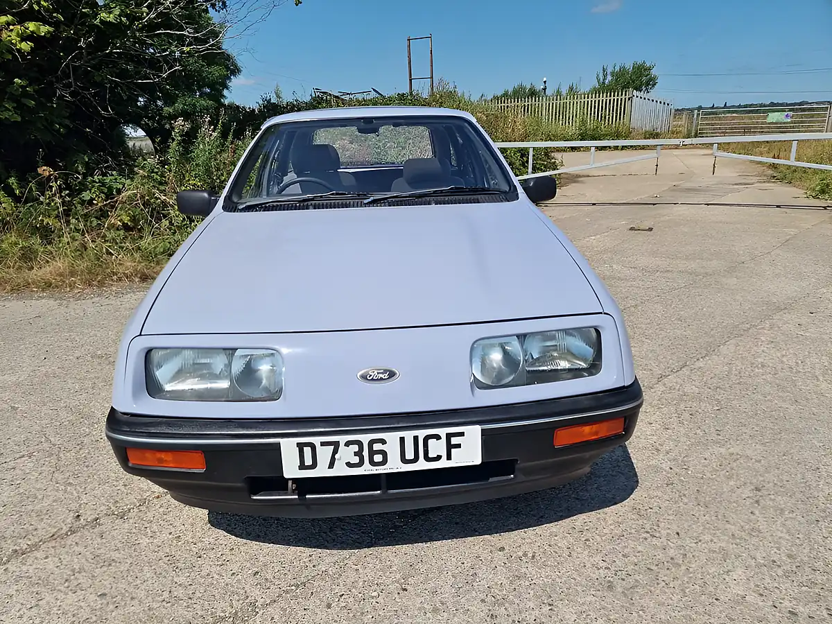 Used 1986 Ford Sierra Lx Blue - Interior and Exterior details 3