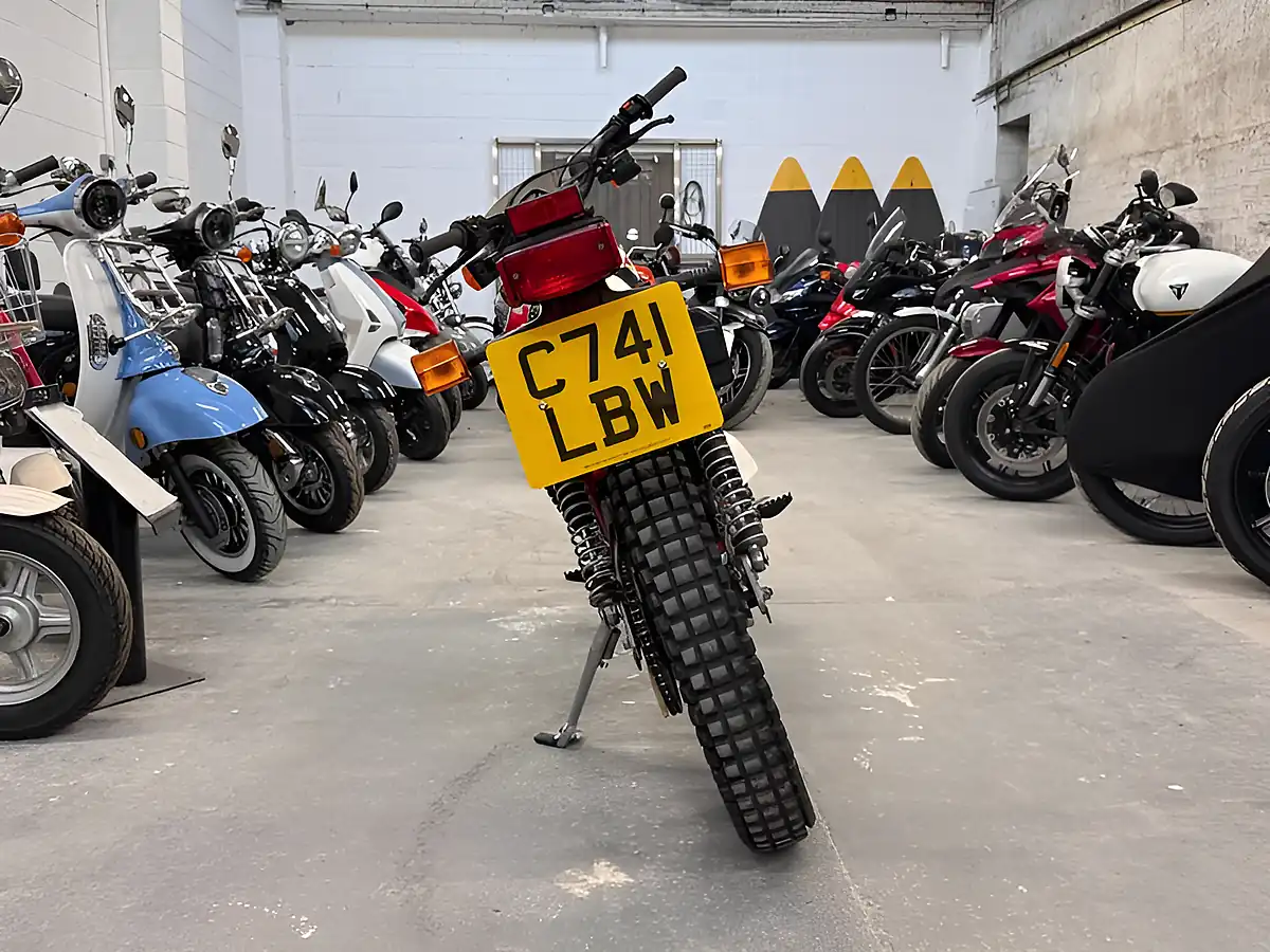 Used 1986 Honda Tlr 200 Reflex White - Interior and Exterior details 5