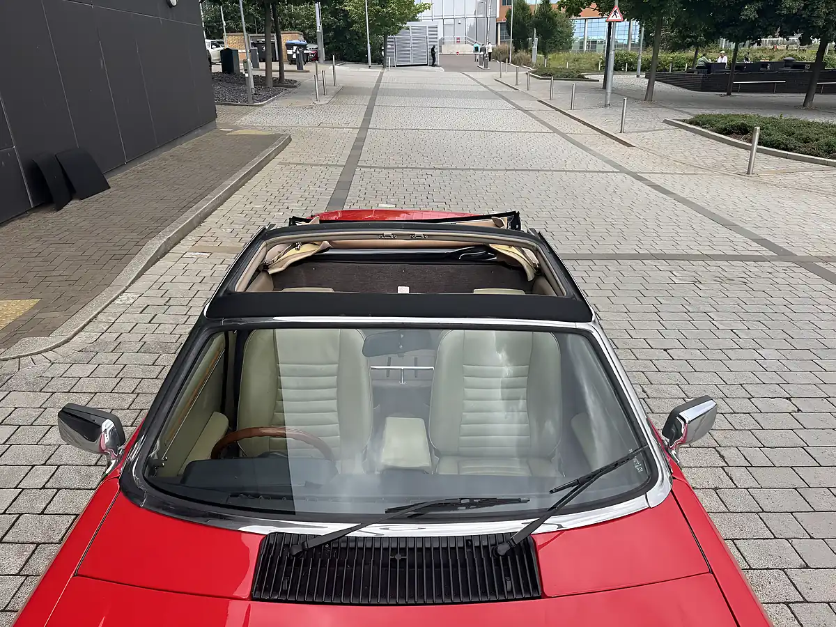 Used 1986 Jaguar Xjs Red - Interior and Exterior details 15