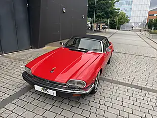 Used 1986 Jaguar Xjs Targa Red - Interior and Exterior details 11