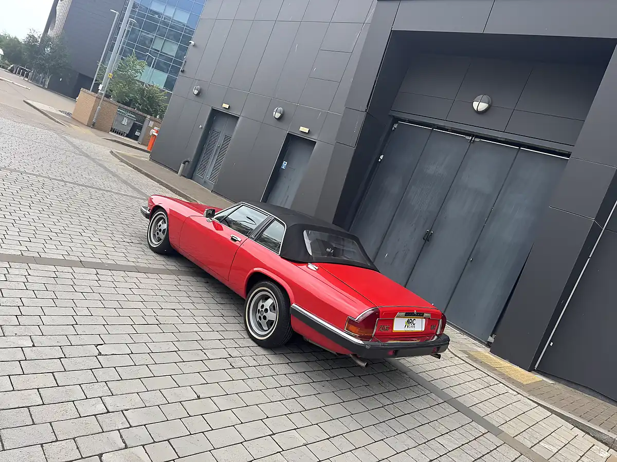 Used 1986 Jaguar Xjs Targa Red - Interior and Exterior details 14