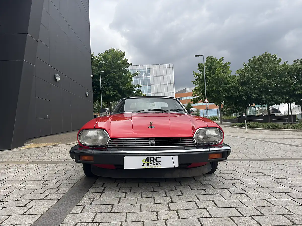 Used 1986 Jaguar Xjs Targa Red - Interior and Exterior details 2