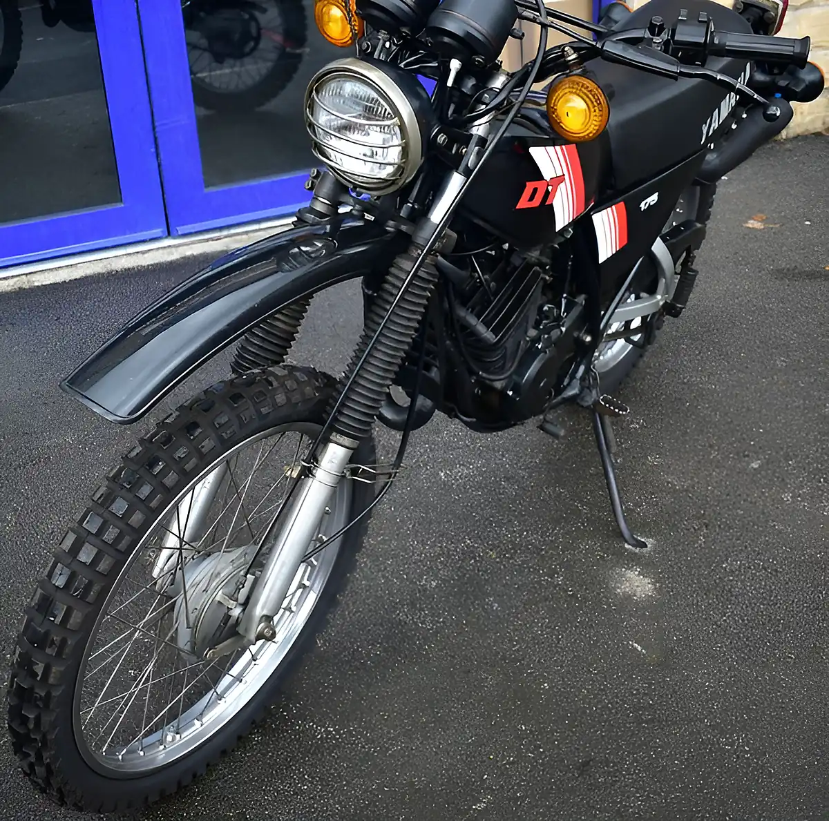 Used 1986 Yamaha Dt175 Black - Interior and Exterior details 10