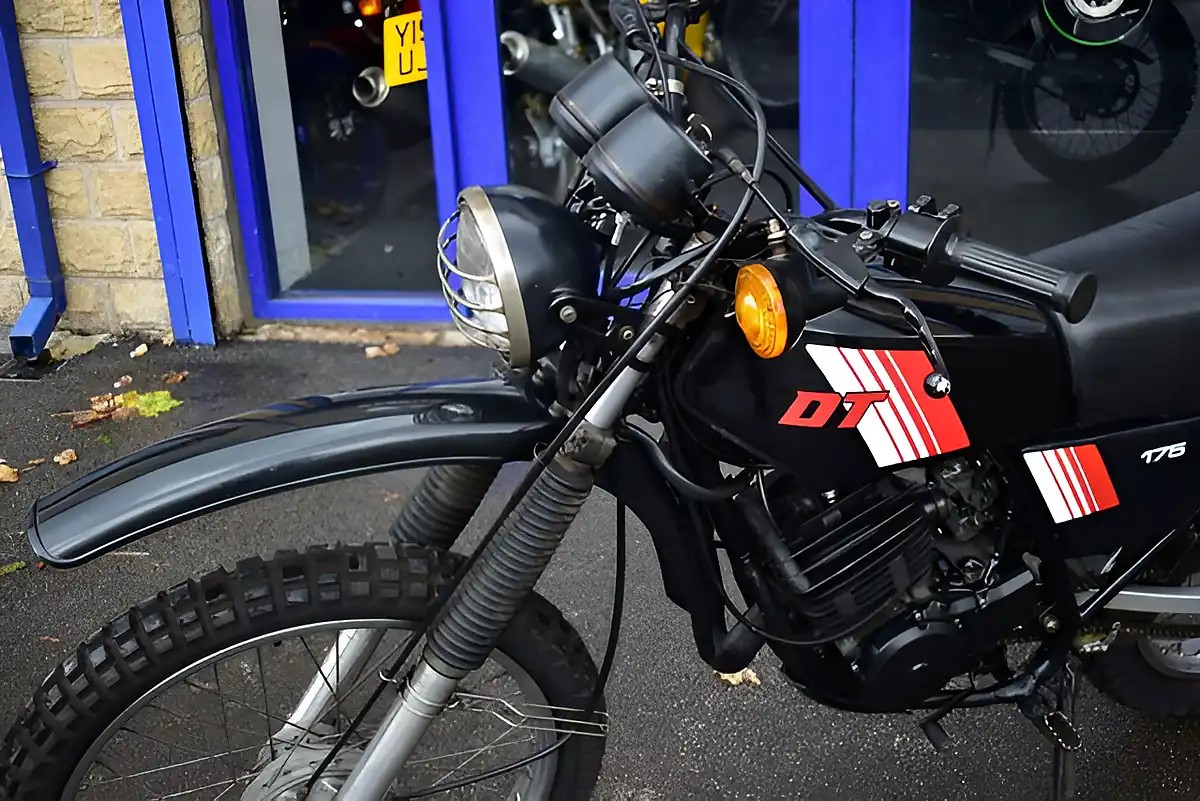 Used 1986 Yamaha Dt175 Black - Interior and Exterior details 11