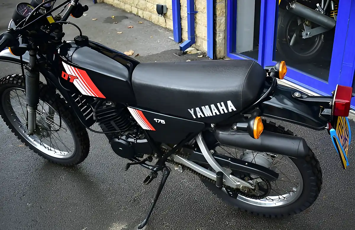 Used 1986 Yamaha Dt175 Black - Interior and Exterior details 12
