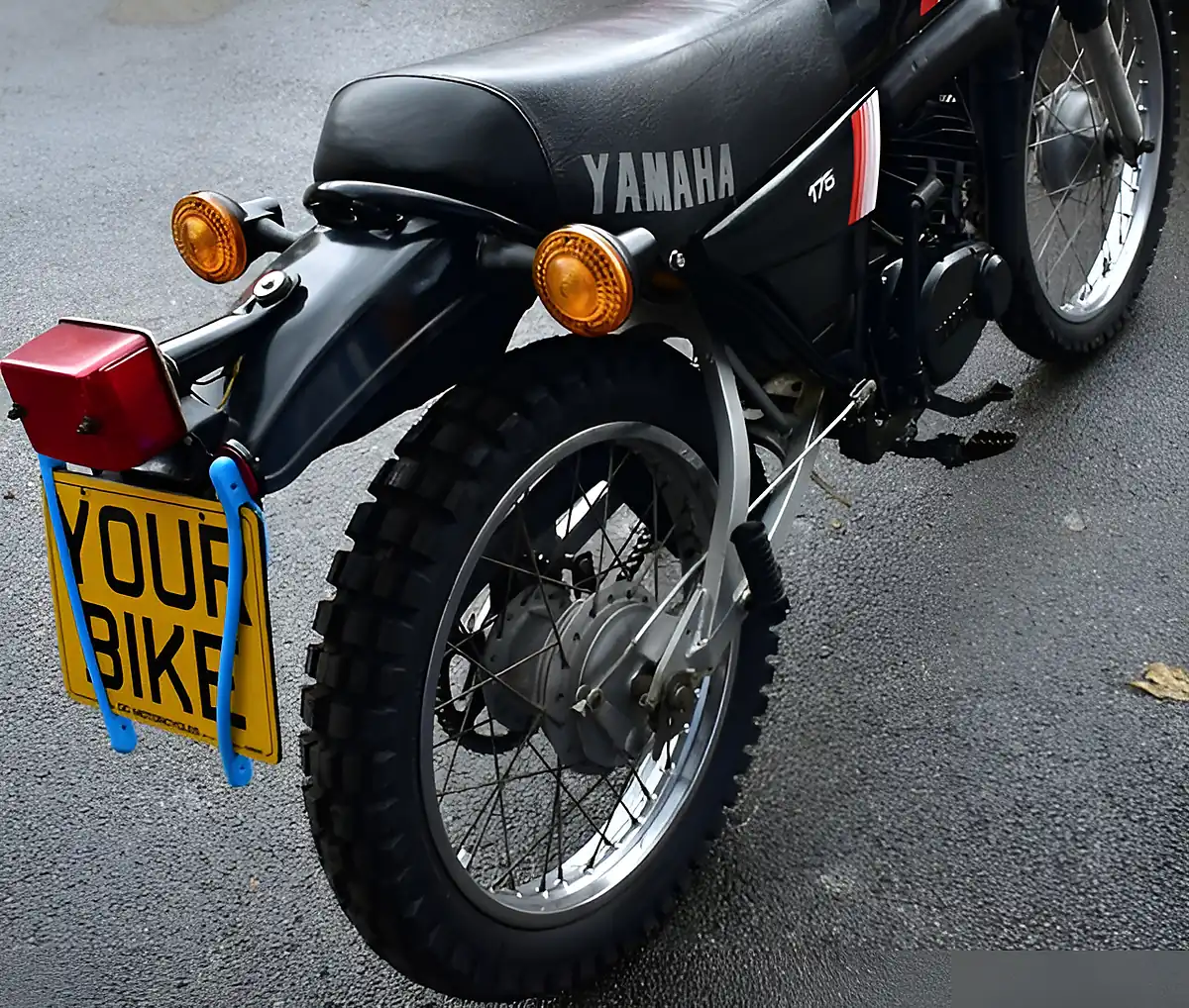 Used 1986 Yamaha Dt175 Black - Interior and Exterior details 14