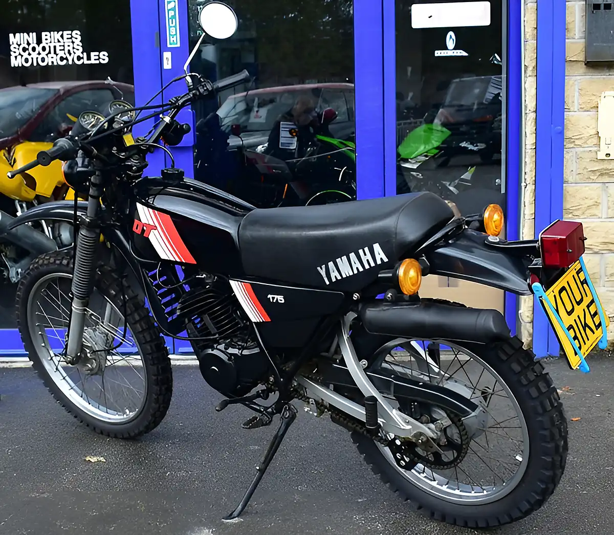 Used 1986 Yamaha Dt175 Black - Interior and Exterior details 9