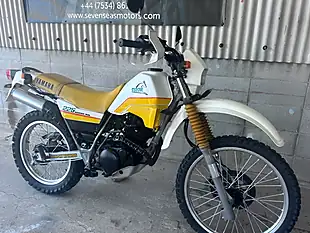 Used 1986 Yamaha Serow 225 White Yellow - Interior and Exterior details 3