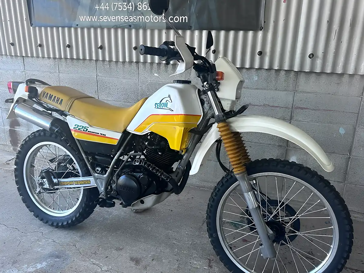 Used 1986 Yamaha Serow 225 White Yellow - Interior and Exterior details 3