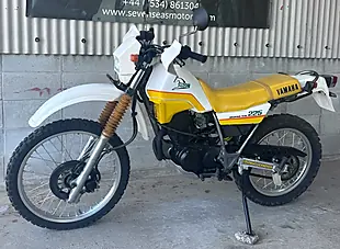 Used 1986 Yamaha Serow White Yellow - Interior and Exterior details 5