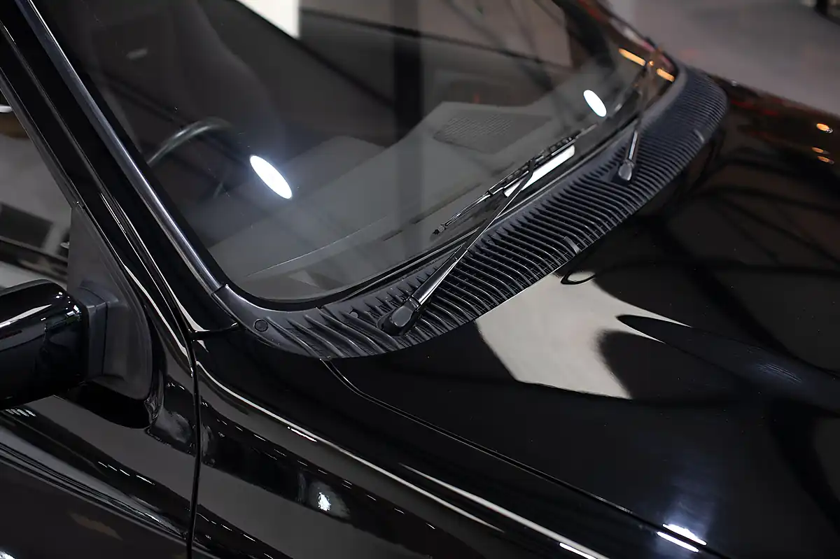 Used 1987 Ford Sierra RS500 Black - Interior and Exterior details 15