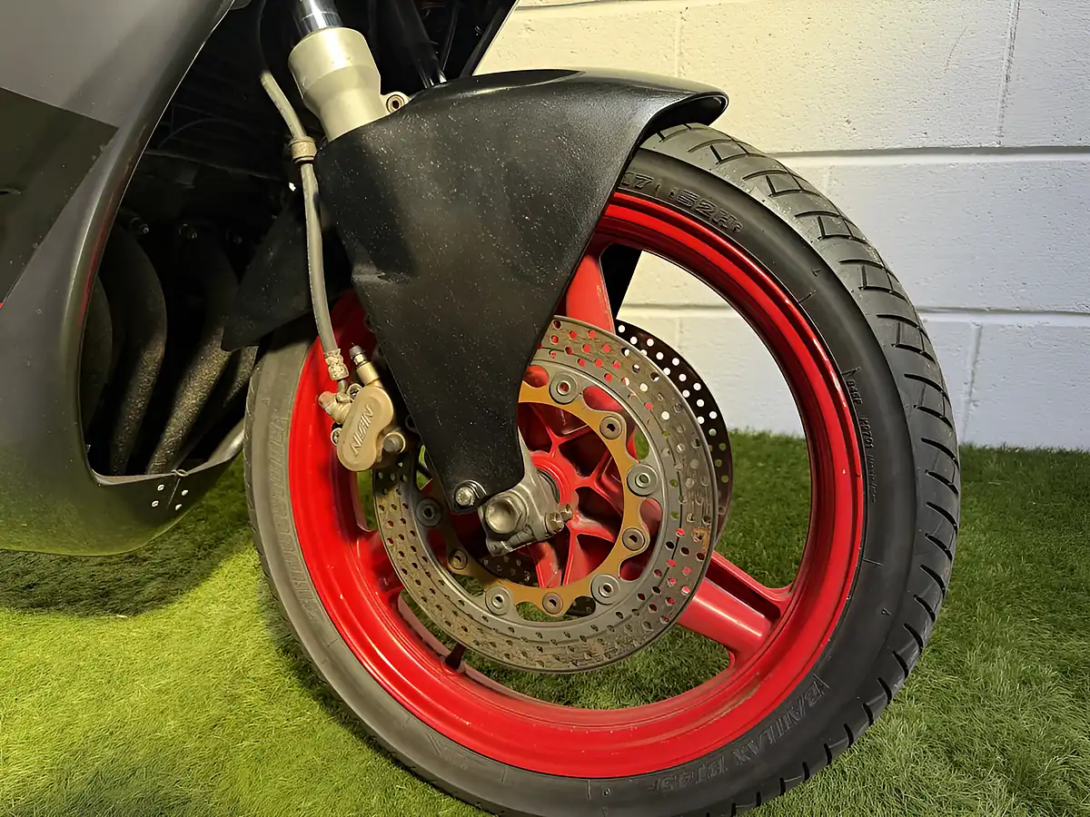 Used 1987 Honda cbr400r Hurricane Black - Interior and Exterior details 14