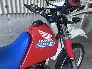 Used 1987 Honda XL250R Tricolor - Interior and Exterior details 13