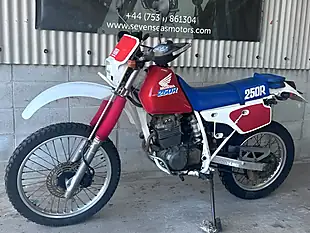 Used 1987 Honda XL250R Tricolor - Interior and Exterior details 9