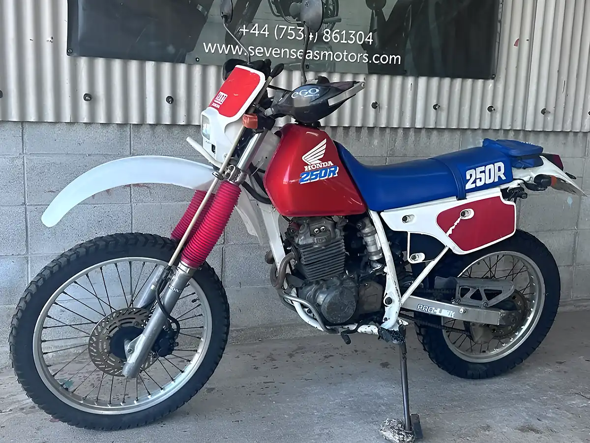 Used 1987 Honda XL250R Tricolor - Interior and Exterior details 9