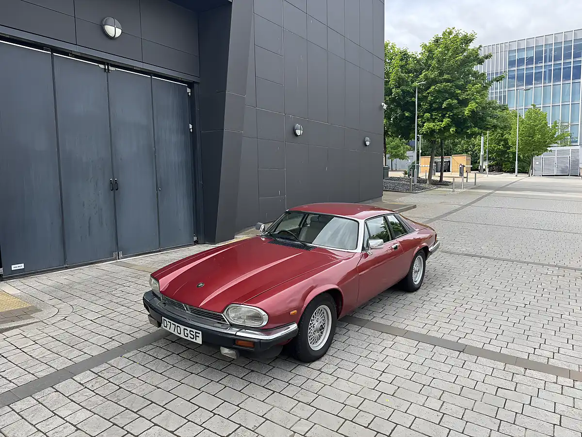 Used 1987 Jaguar Xjs Red - Interior and Exterior details 18