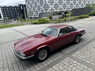 Used 1987 Jaguar Xjs Red - Interior and Exterior details 5