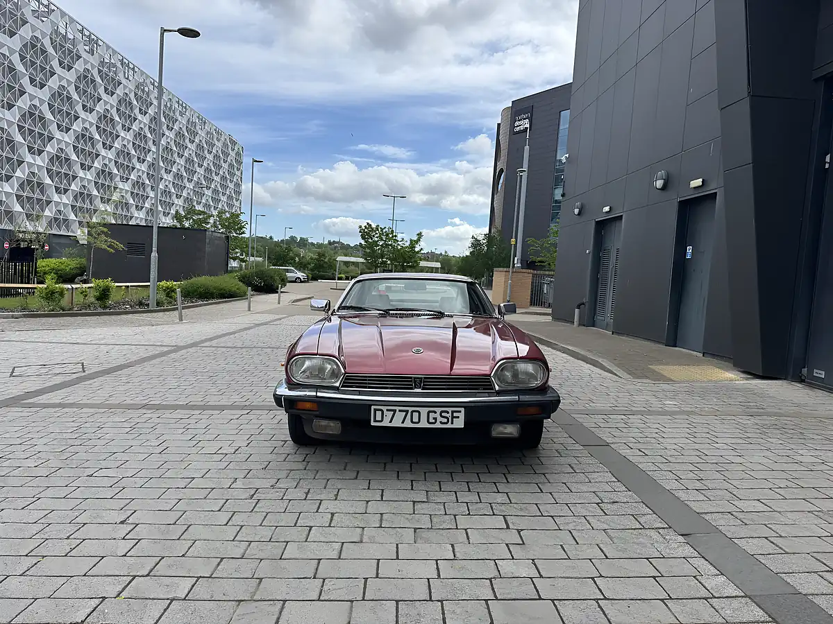 Used 1987 Jaguar Xjs Red - Interior and Exterior details 7