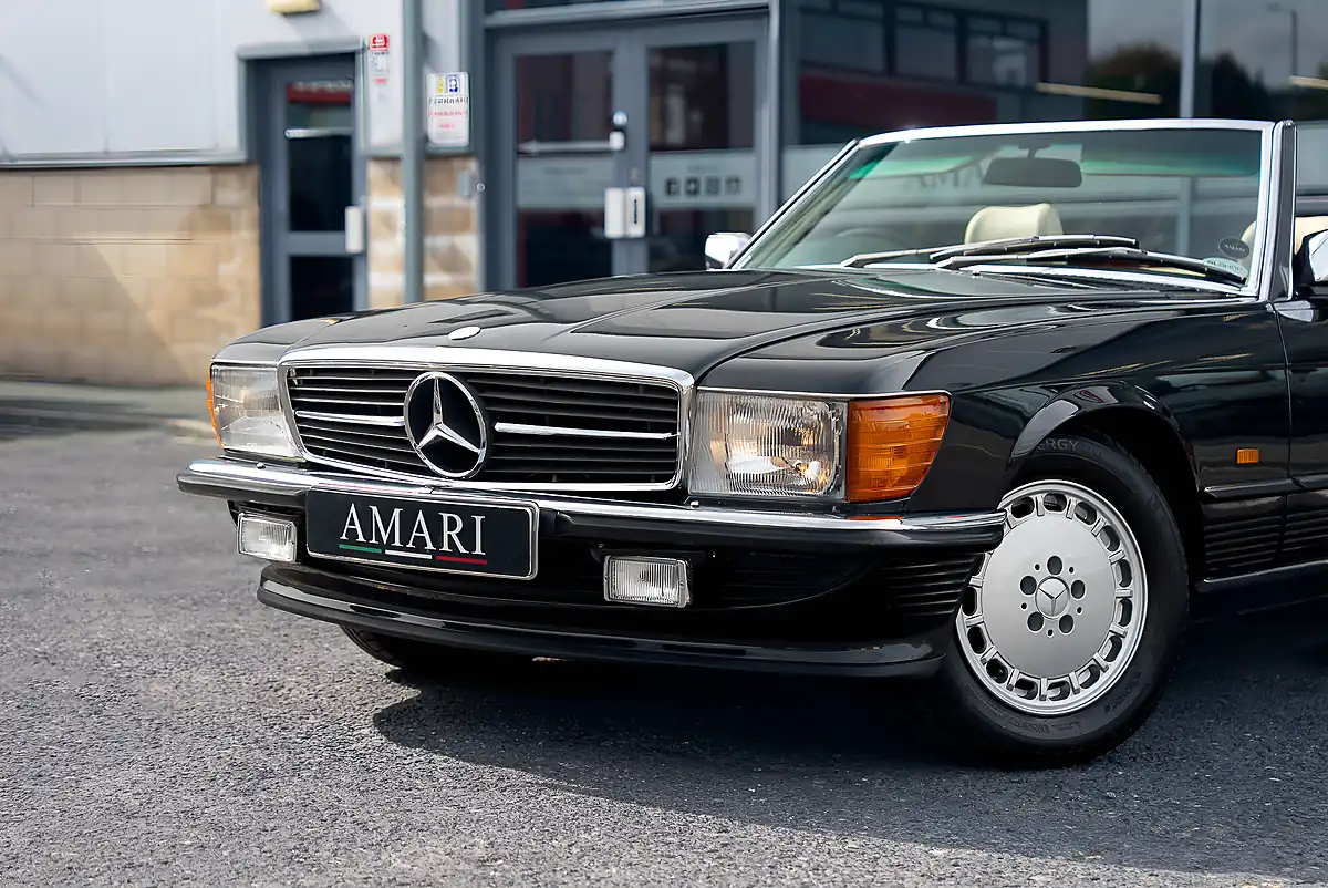 Used 1987 Mercedes-Benz 500 Sl R107 Blue Black Metallic - Interior and Exterior details 10