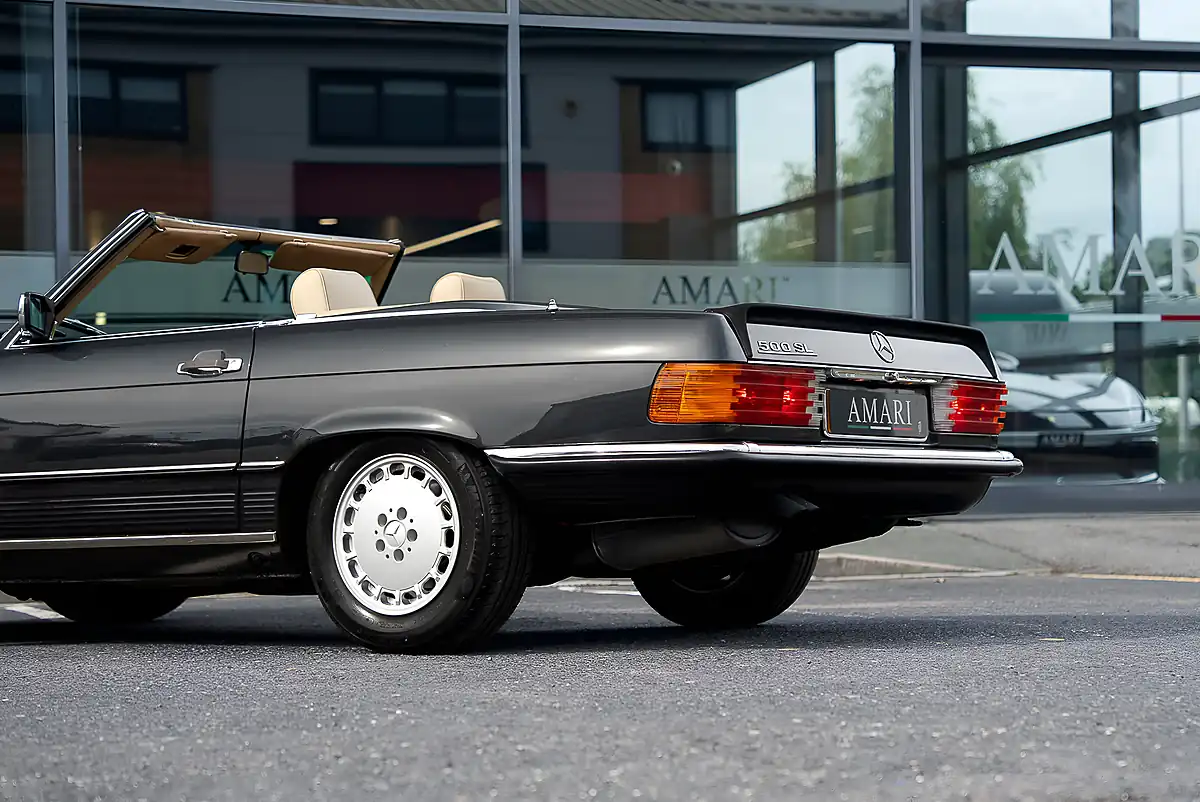 Used 1987 Mercedes-Benz 500 Sl R107 Blue Black Metallic - Interior and Exterior details 19