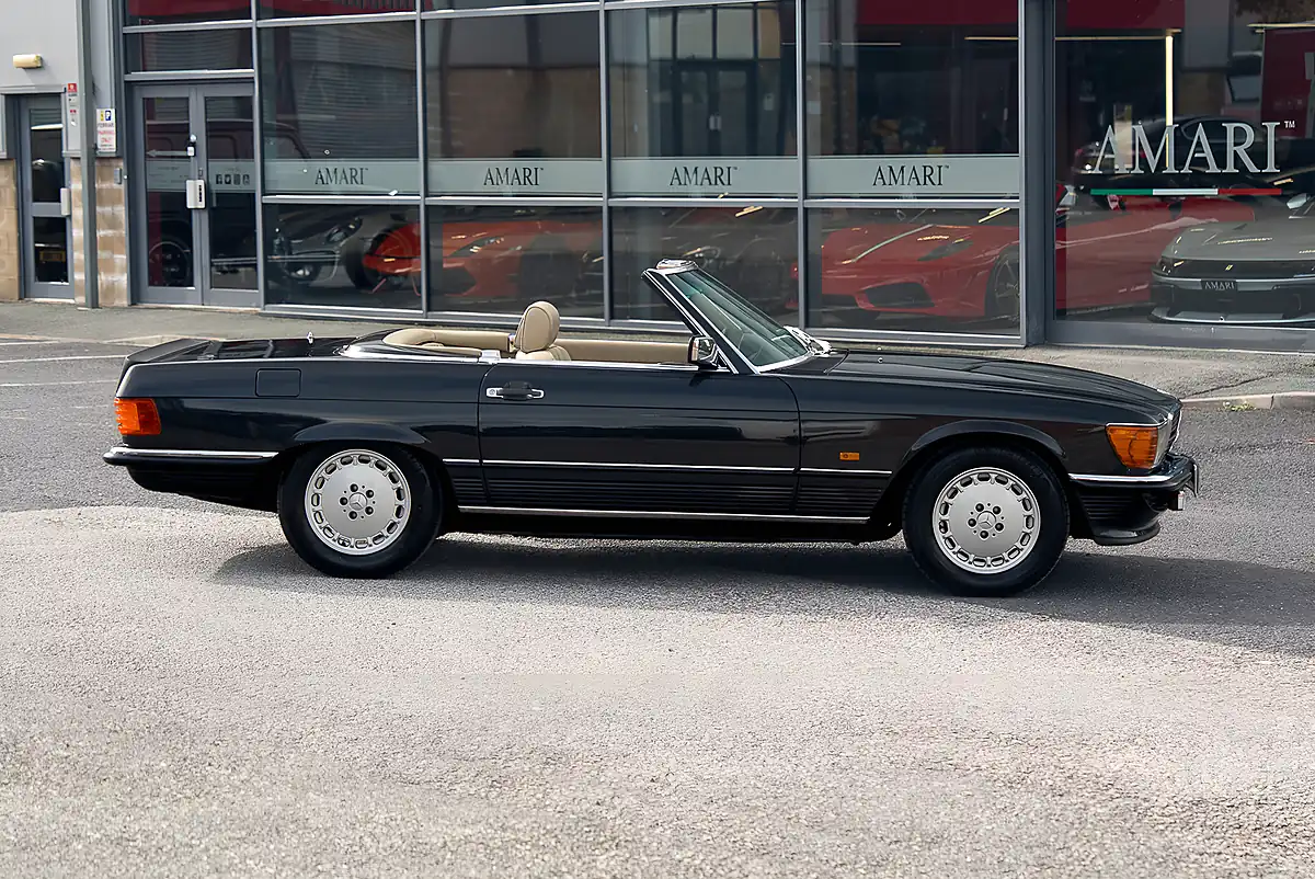 Used 1987 Mercedes-Benz Sl Blue Black Metallic - Interior and Exterior details 19
