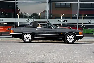 Used 1987 Mercedes-Benz Sl Blue Black Metallic - Interior and Exterior details 3
