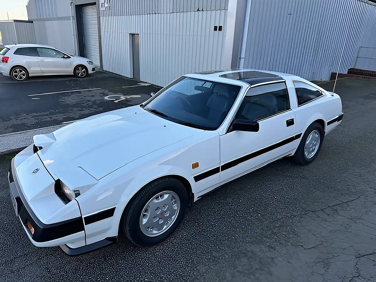 Used 1987 Nissan 300ZX Targa White - Interior and Exterior details 9