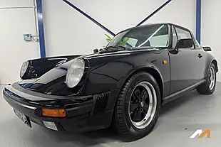 Used 1987 Porsche 911 Carrera Targa Black - Interior and Exterior details 10