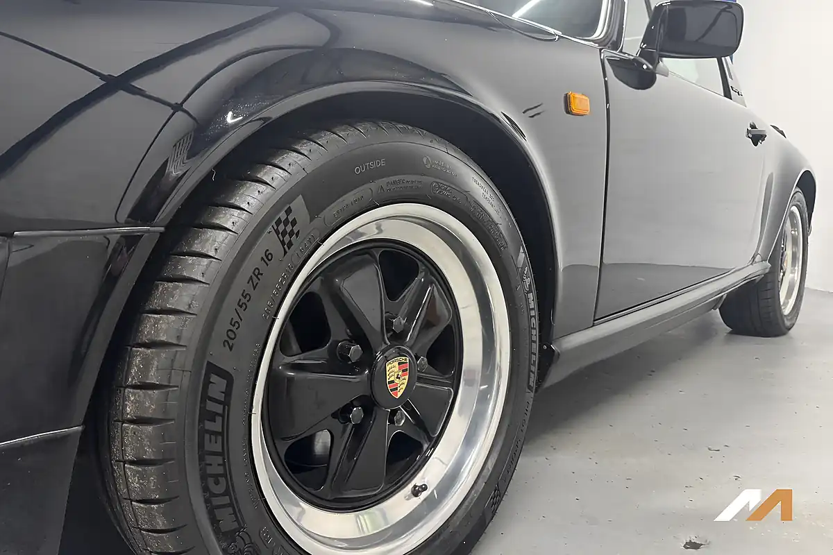 Used 1987 Porsche 911 Carrera Targa Black - Interior and Exterior details 13