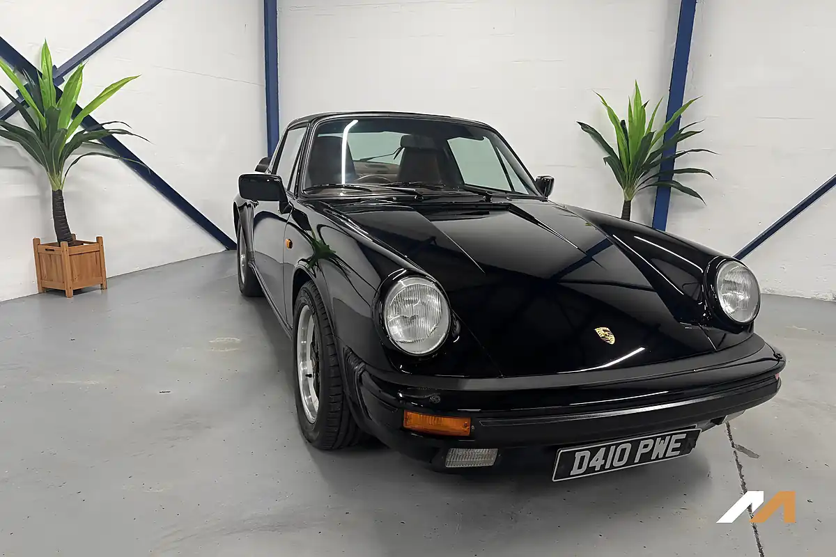 Used 1987 Porsche 911 Carrera Targa Black - Interior and Exterior details 4