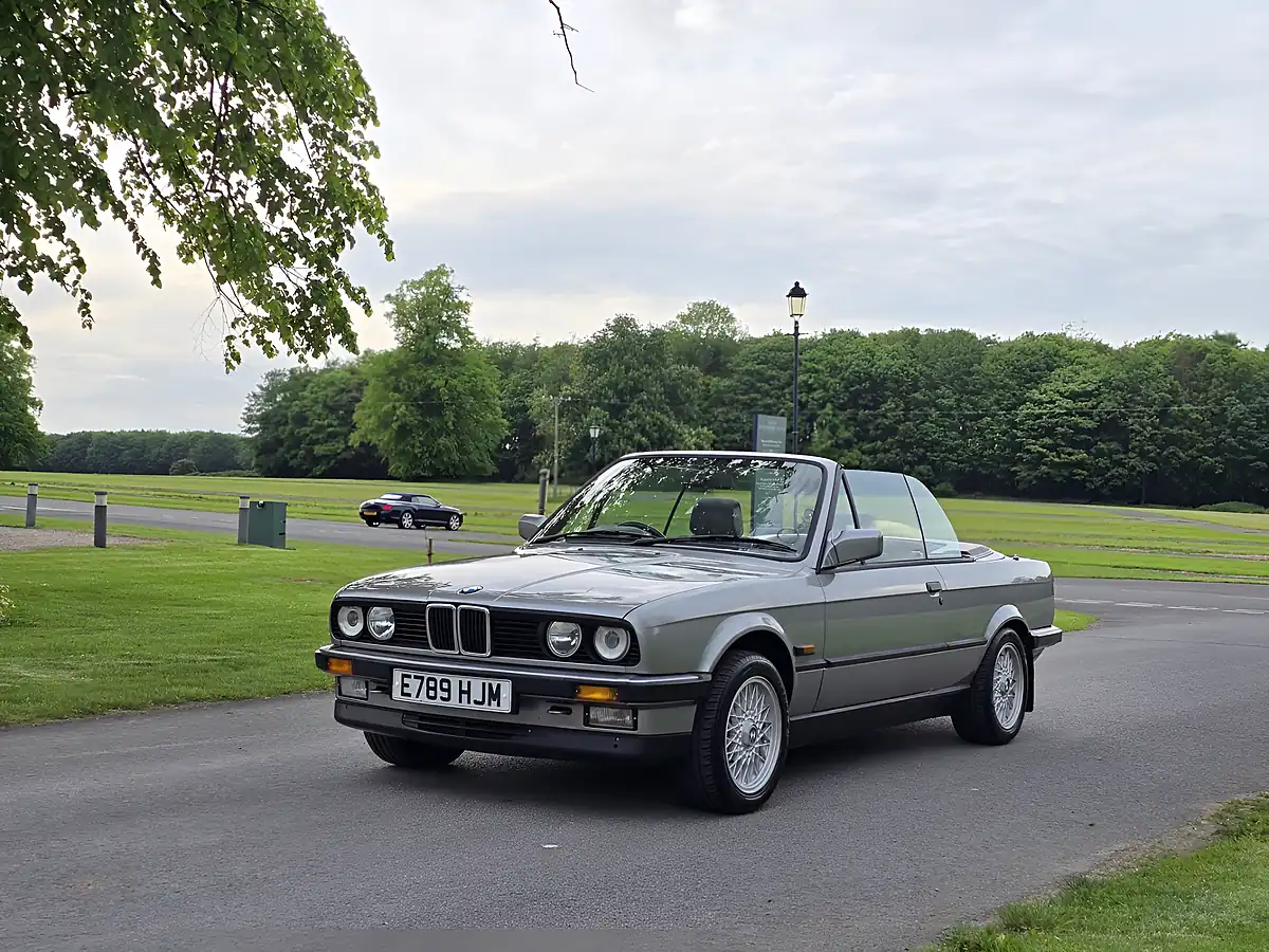 Used 1988 BMW 3 Series Convertible Grey - Interior and Exterior details 10