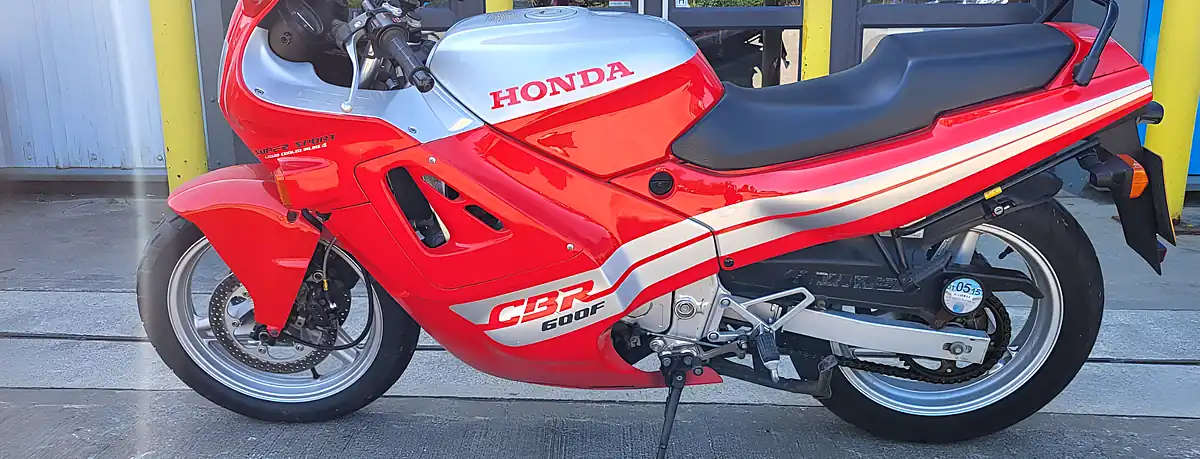 Used 1988 Honda Cbr 600F - Interior and Exterior details 2