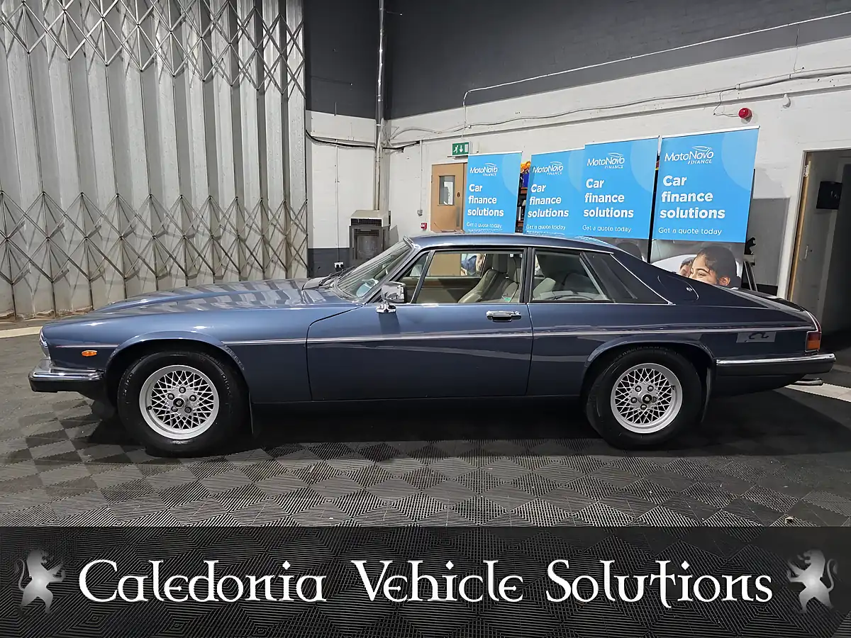 Used 1988 Jaguar Xjs Coupe Solent Blue - Interior and Exterior details 10