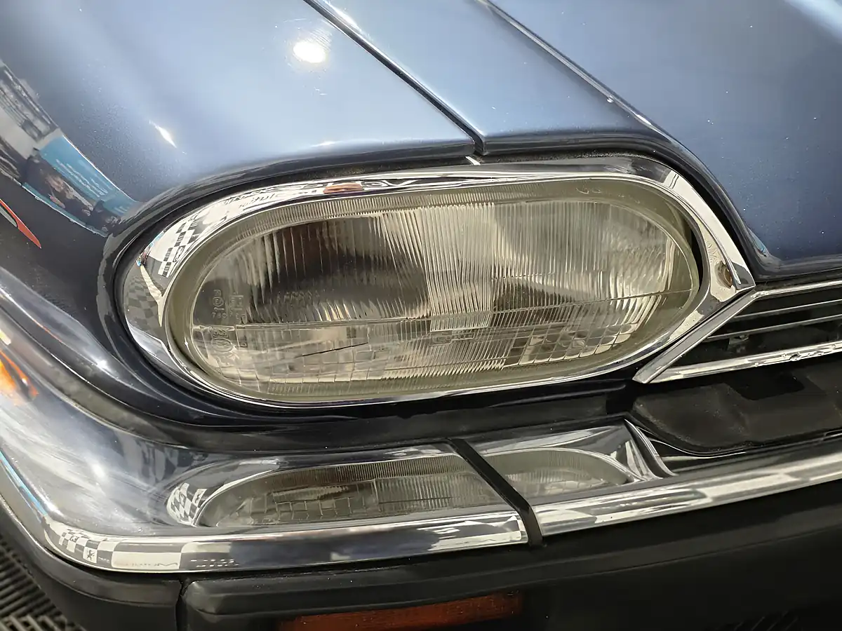 Used 1988 Jaguar Xjs Coupe Solent Blue - Interior and Exterior details 15